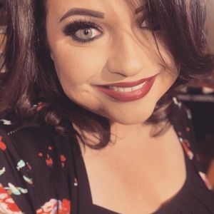 Meet your Posher, Andie